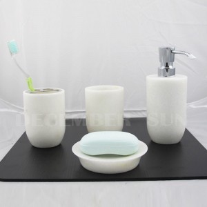 Set de bain en marbre blanc pur